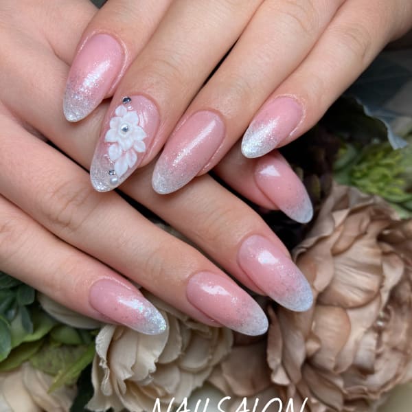 ウェディングネイル