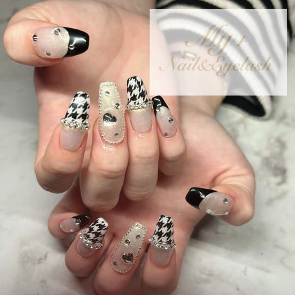 千鳥柄ネイル