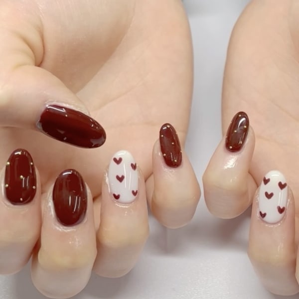 手描きハートネイル|ジェルネイル専門店 NICE NAIL新宿西口店