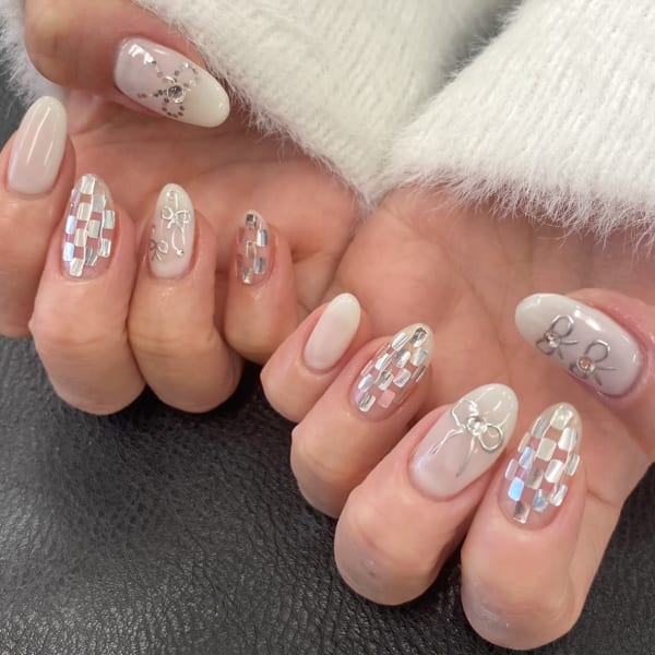 〈ジェル〉韓国風リボンネイル