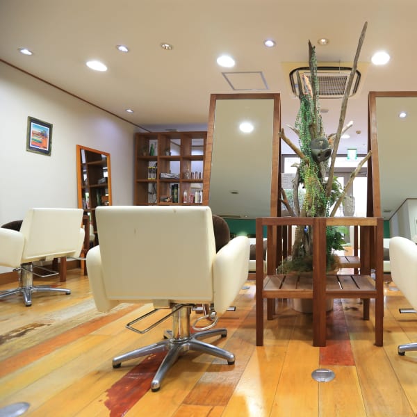 似合わせカット NISURU センター南店【ニスル】