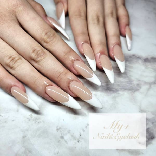 フレンチネイル