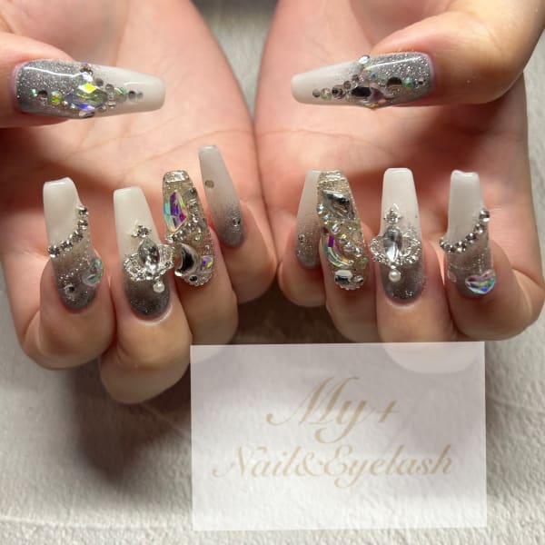 ゴテゴテネイル