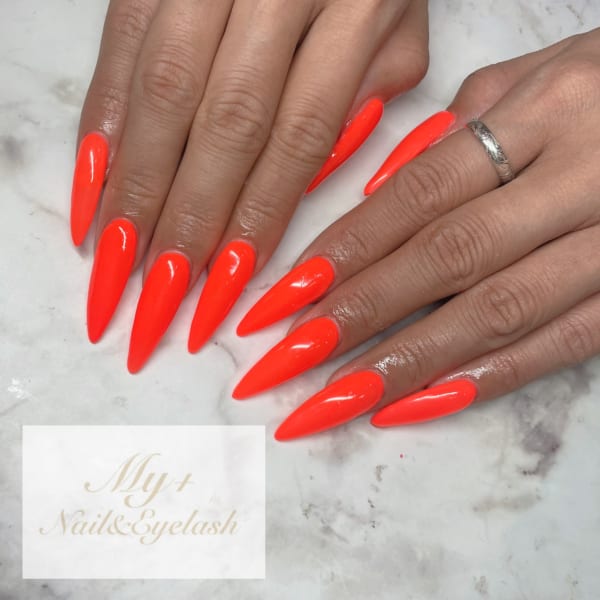 ネオンカラーネイル