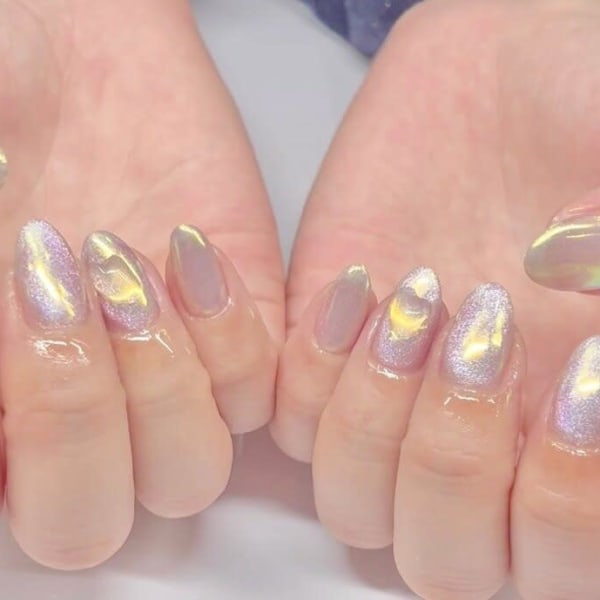 うるうるオーロラネイル