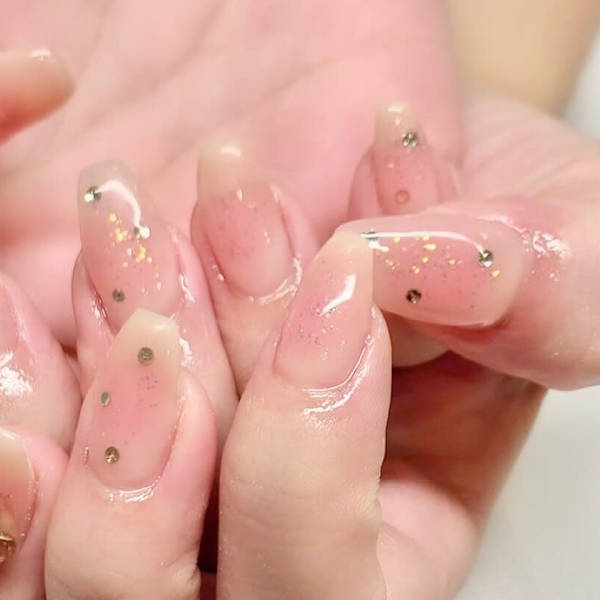 じゅわっとチークネイル