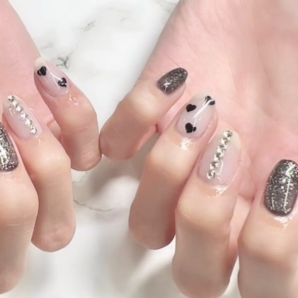 黒ハートホロネイル|ジェルネイル専門店 NICE NAIL 千里中央店