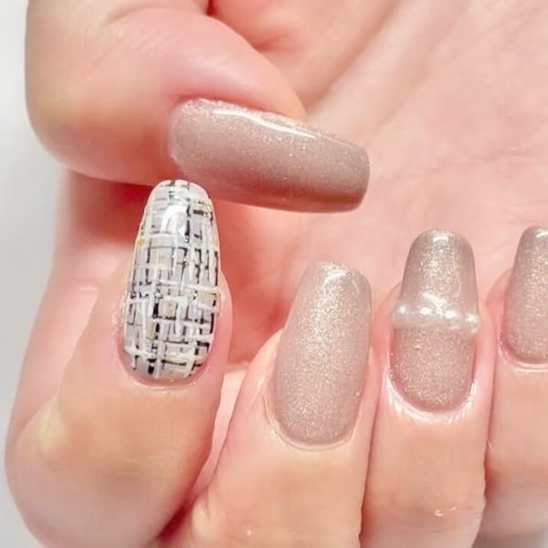 マグ×ツイードネイル