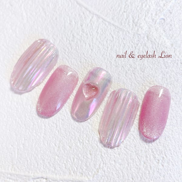 うるうるオーロラバカラネイル