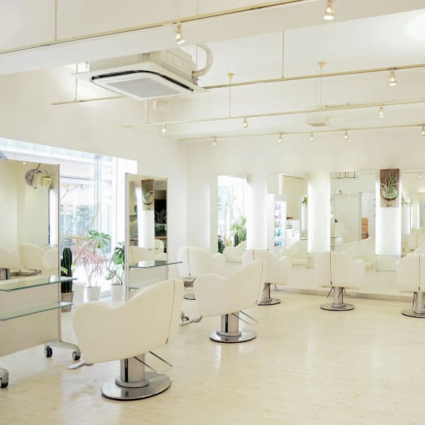 ELLYLONDON 住吉TheEighth店