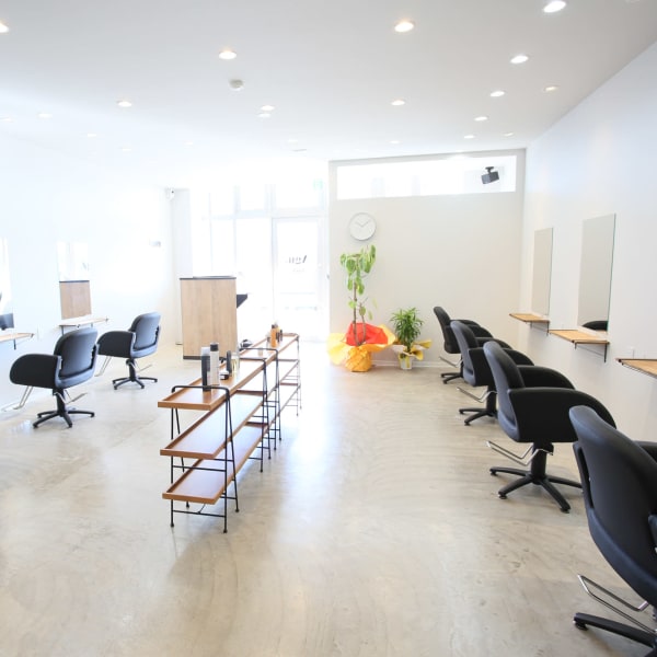 Agu hair legate 新宮中央店【アグ ヘアー レガート】