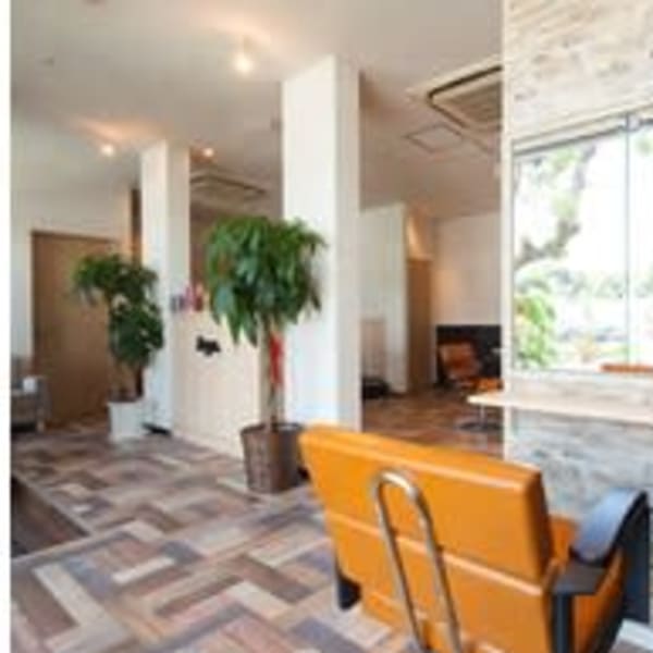 Agu hair force 浜松佐鳴台店【アグ ヘアー フォース】