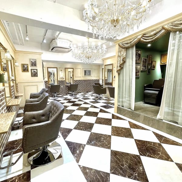 Liara by artina 船橋店