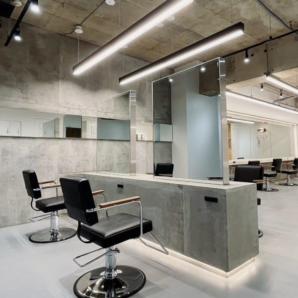 modish by artina 本厚木店