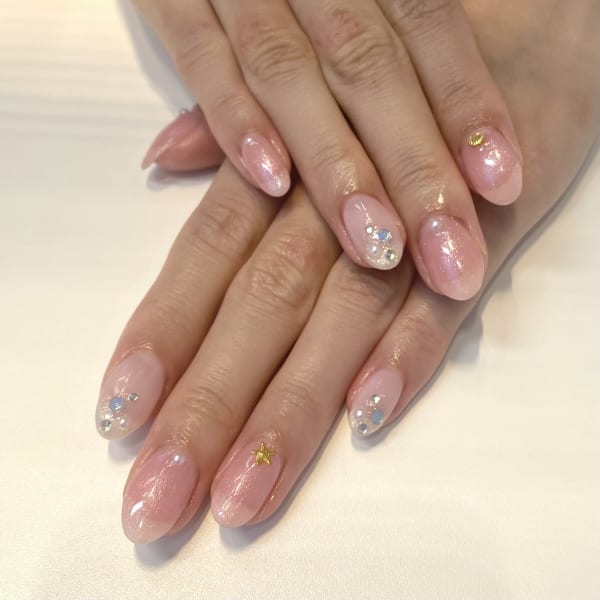 〈シェラック〉ブライダルネイル