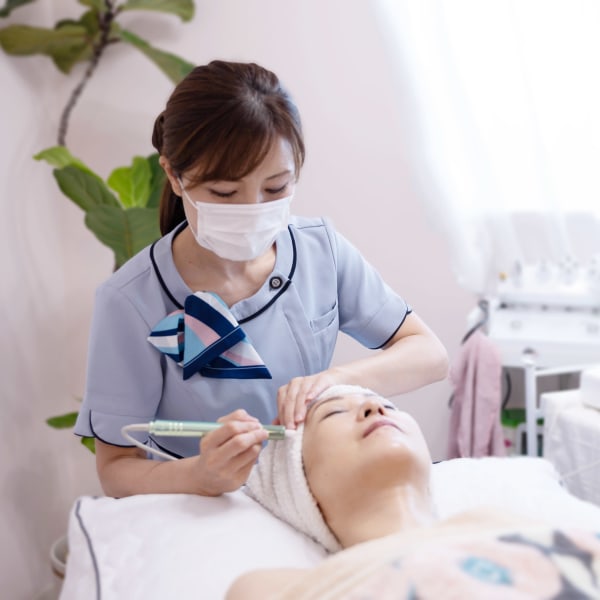 シミケア 肌質改善エステサロン chiffon