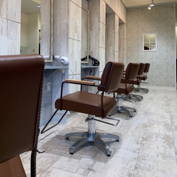 GLANZ by bloom 蛍池店【グランツ バイ ブルーム】