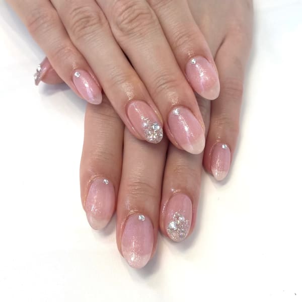 〈シェラック〉ブライダルネイル