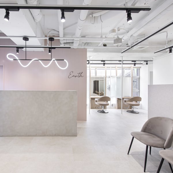 HAIR & MAKE EARTH 菊名店
