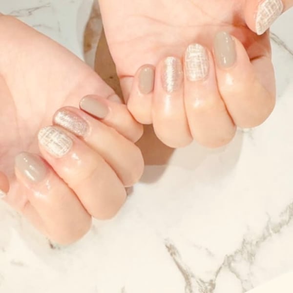 ツイードネイル　ベージュ