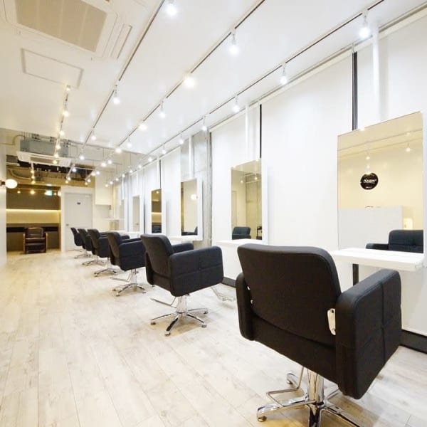 Agu hair ravir 長岡天神店