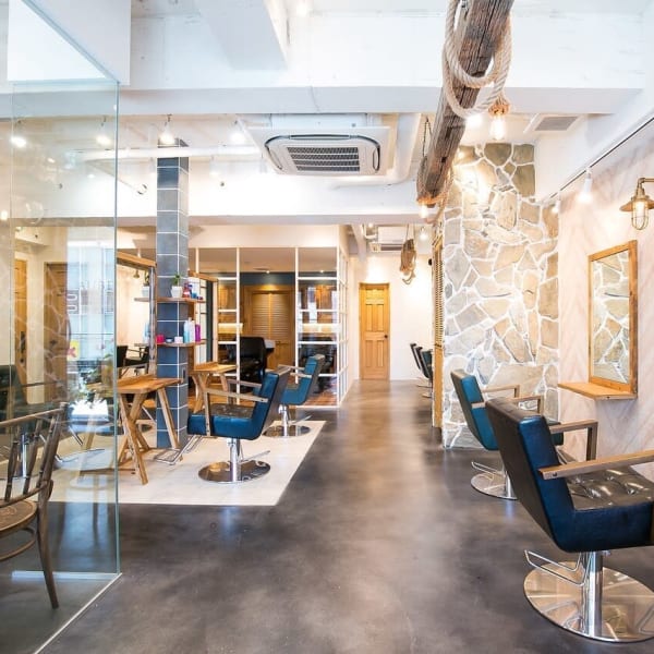 AUBE HAIR azul（アズール）【吉祥寺2号店】