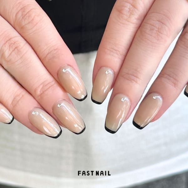 スキニーフレンチ|FAST NAIL 池袋東口駅前店 【ファストネイル】