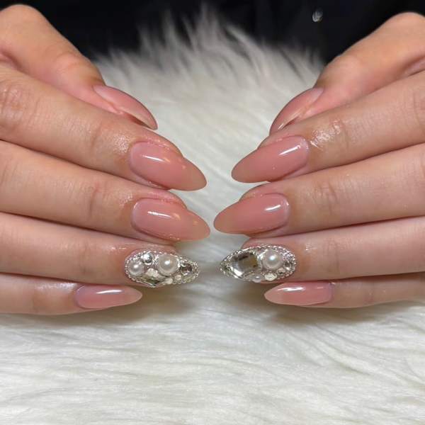 ブライダルにも♪グロスワンカラー