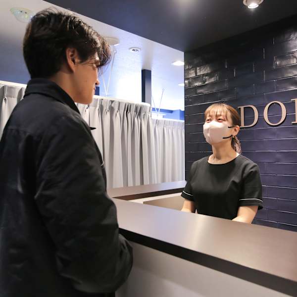 メンズアイブロウサロン DOPE 新宿南口店