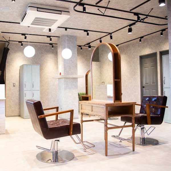 Blossom 富士見市みずほ台 カラー&縮毛矯正&髪質改善