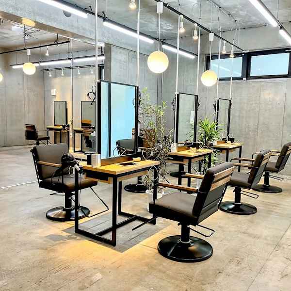 kafka hair 吉祥寺店【カフカヘア】