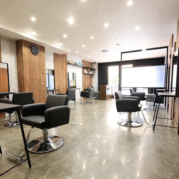 ami by Absolute 新宿