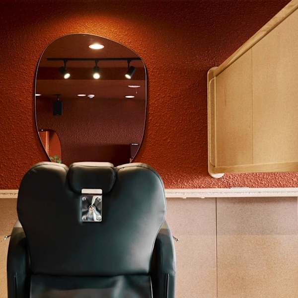 DAU BARBER SHOP 銀座