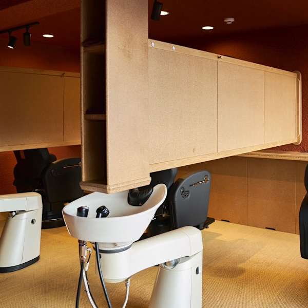 DAU BARBER SHOP 銀座