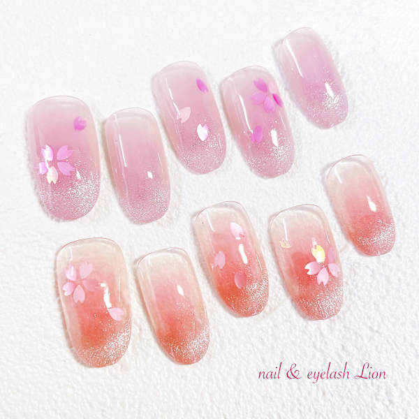 ふんわりチーク+マグネットグラデ&桜ホログラム