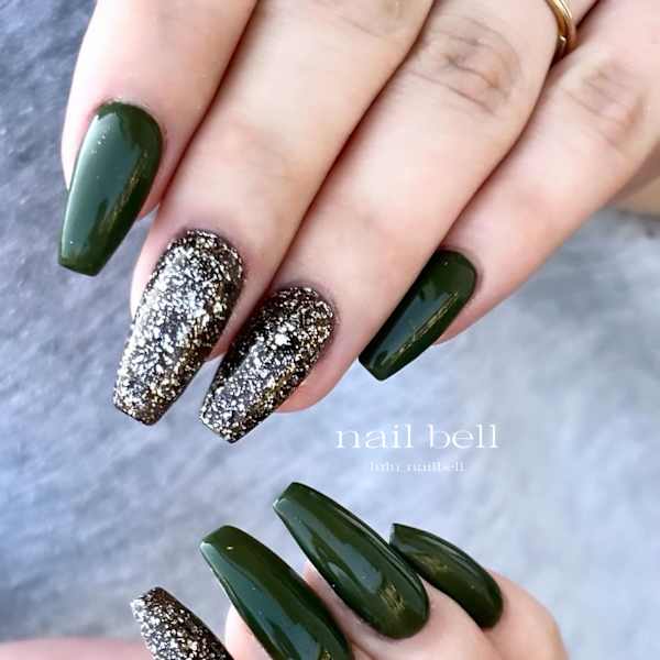 大人かっこいいワンカラーネイル