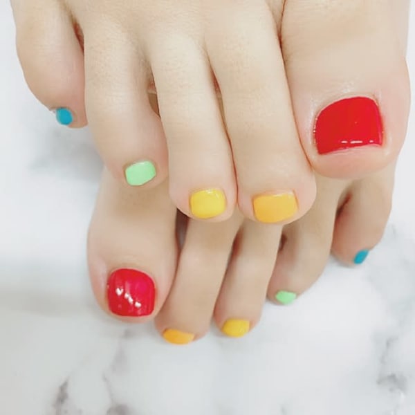 【オフ込】 《フット》ワンカラー★3色選び放題¥5000