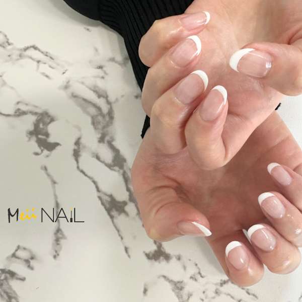 王道フレンチネイル