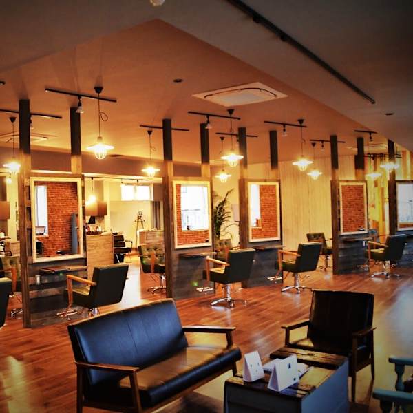 Hair design D. 【ヘアーデザイン ディードット】