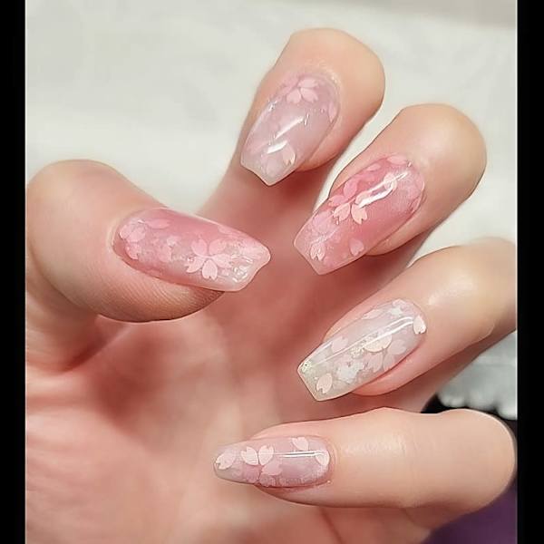 桜のフラッシュマグネット|Kurara ジェルネイルスクール&サロン