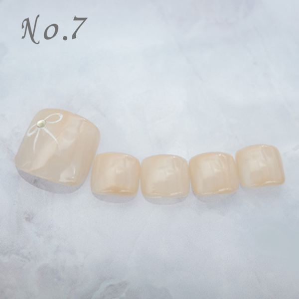 フット：No.7/定額4,400円
