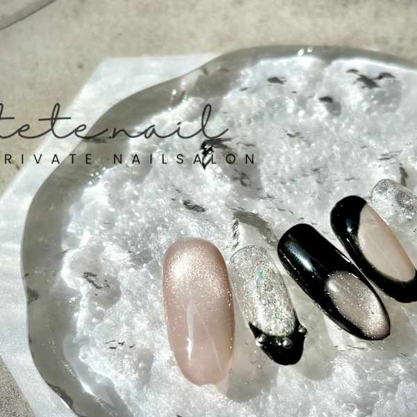 大人カジュアルフレンチネイル