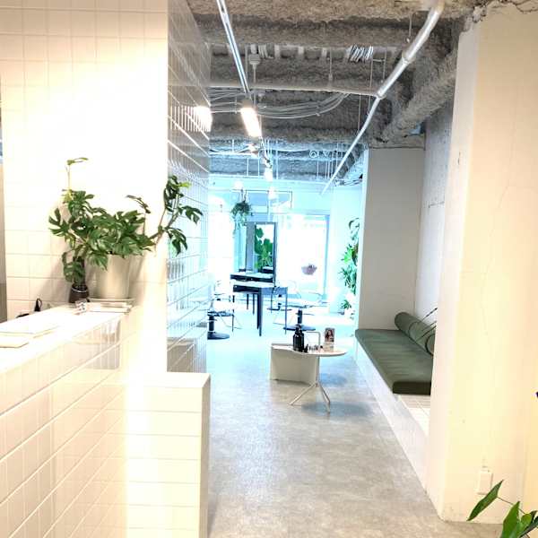 aura 佐世保店
