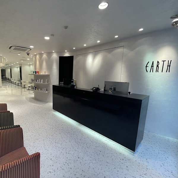 HAIR & MAKE EARTH 岐阜店
