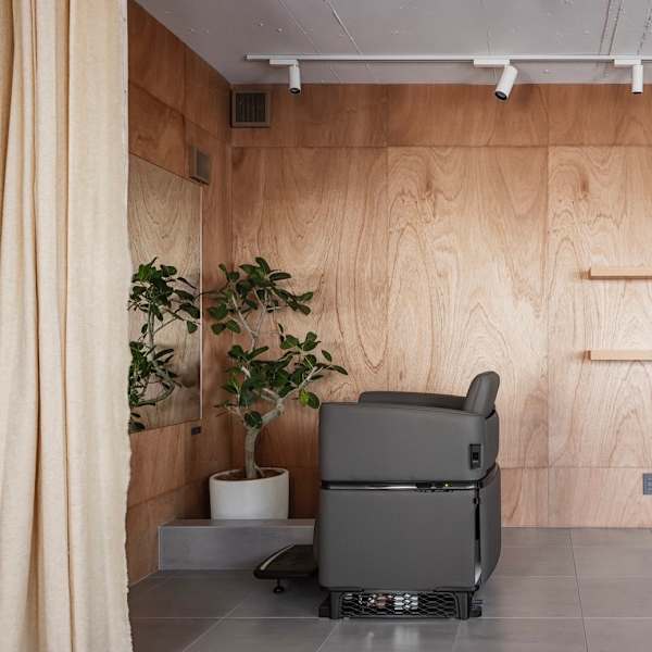 mellow hair&spa 【メロー ヘア&スパ】
