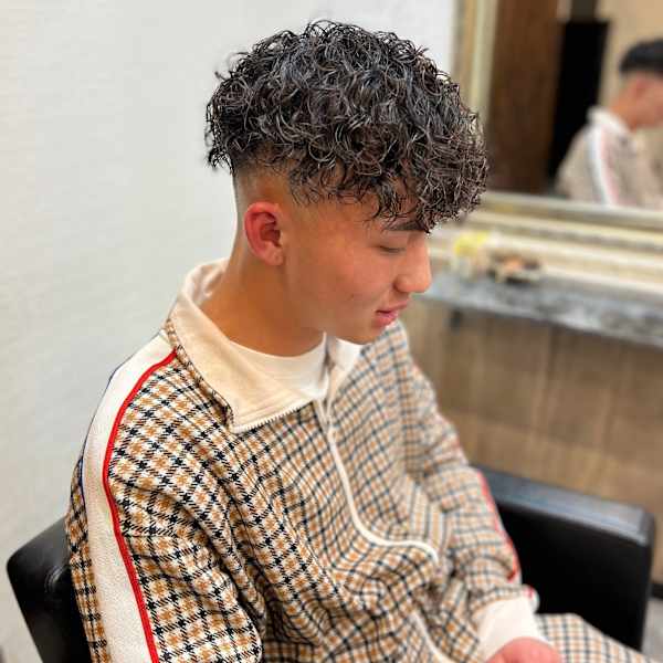 Leopard hair salon