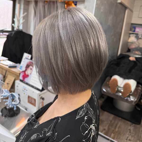 LAGUZ 茅ヶ崎 髪質改善 ヘアアレンジ