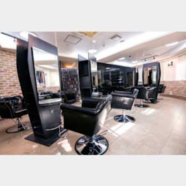 Hair & Make studio Tritt fur Tritt 【トリットフューアトリット】