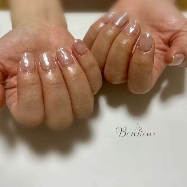 オーロラパウダー+αネイル