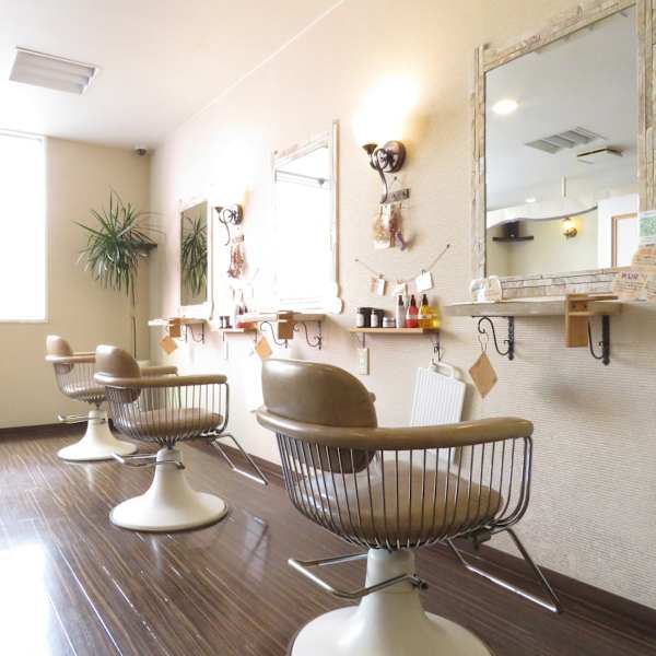 MAX HAIR DESIGN & JUJU